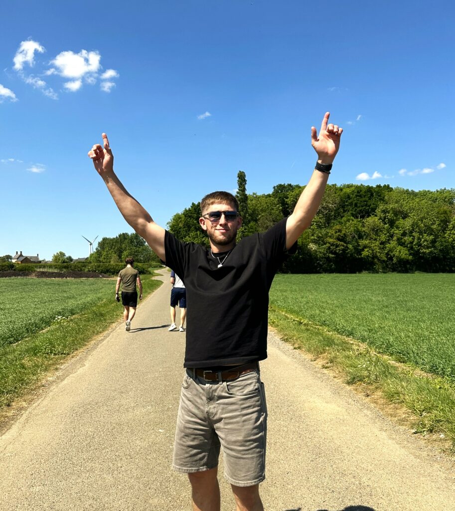 David Hunt celebrating winning the challenge